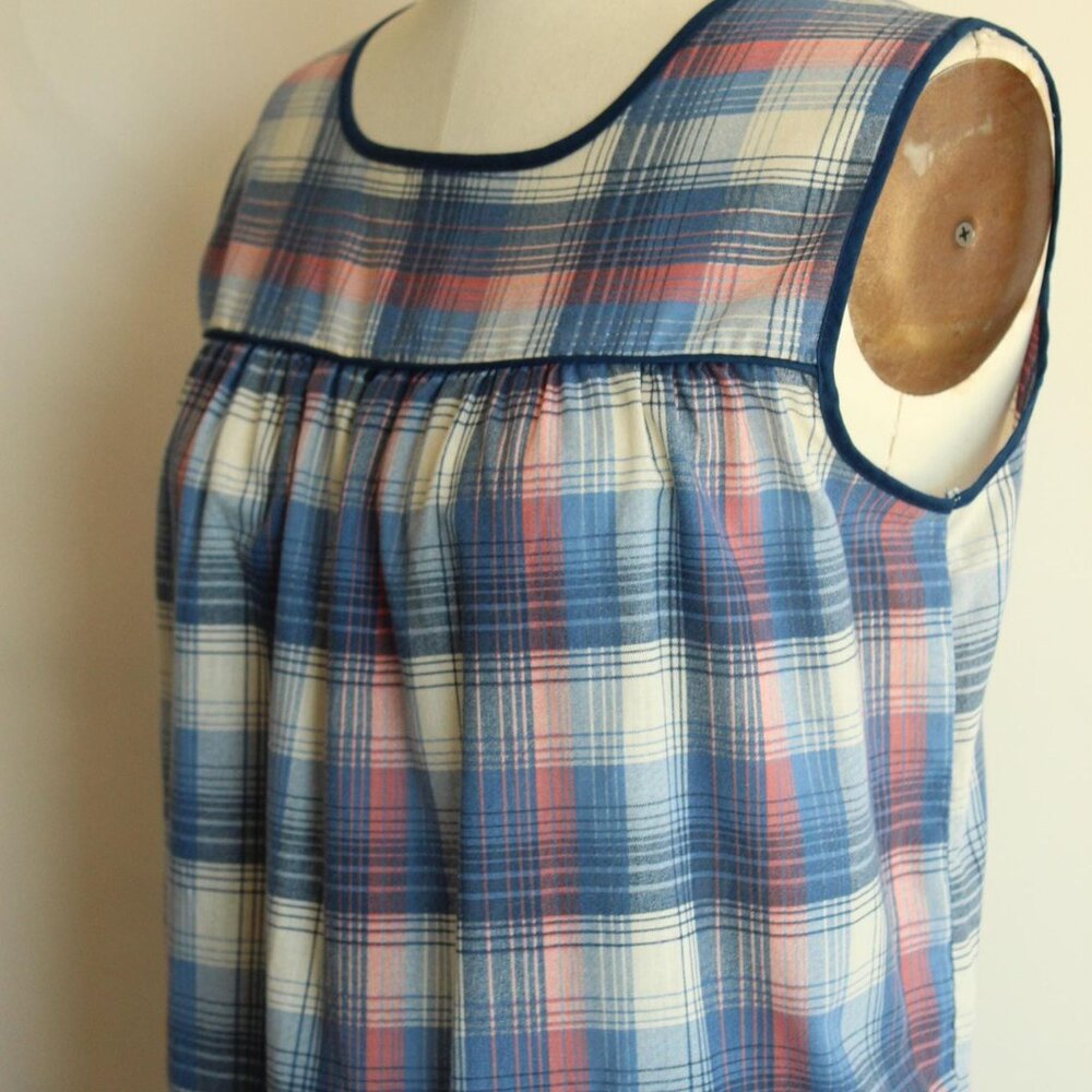 Vintage 1970s Shift Dress with Pocket, Volup Blue Tartan Plaid Pinafore Type - Picture 7 of 10